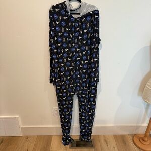 MeUndies NASA Patterned Onesie Jumpsuit Pajamas Micro Modal Unisex Size XL/2XL